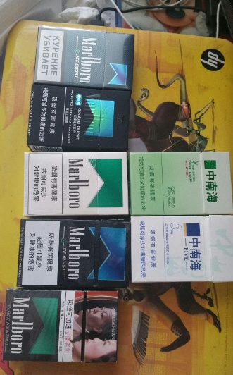 荷花多少钱一包的啊?